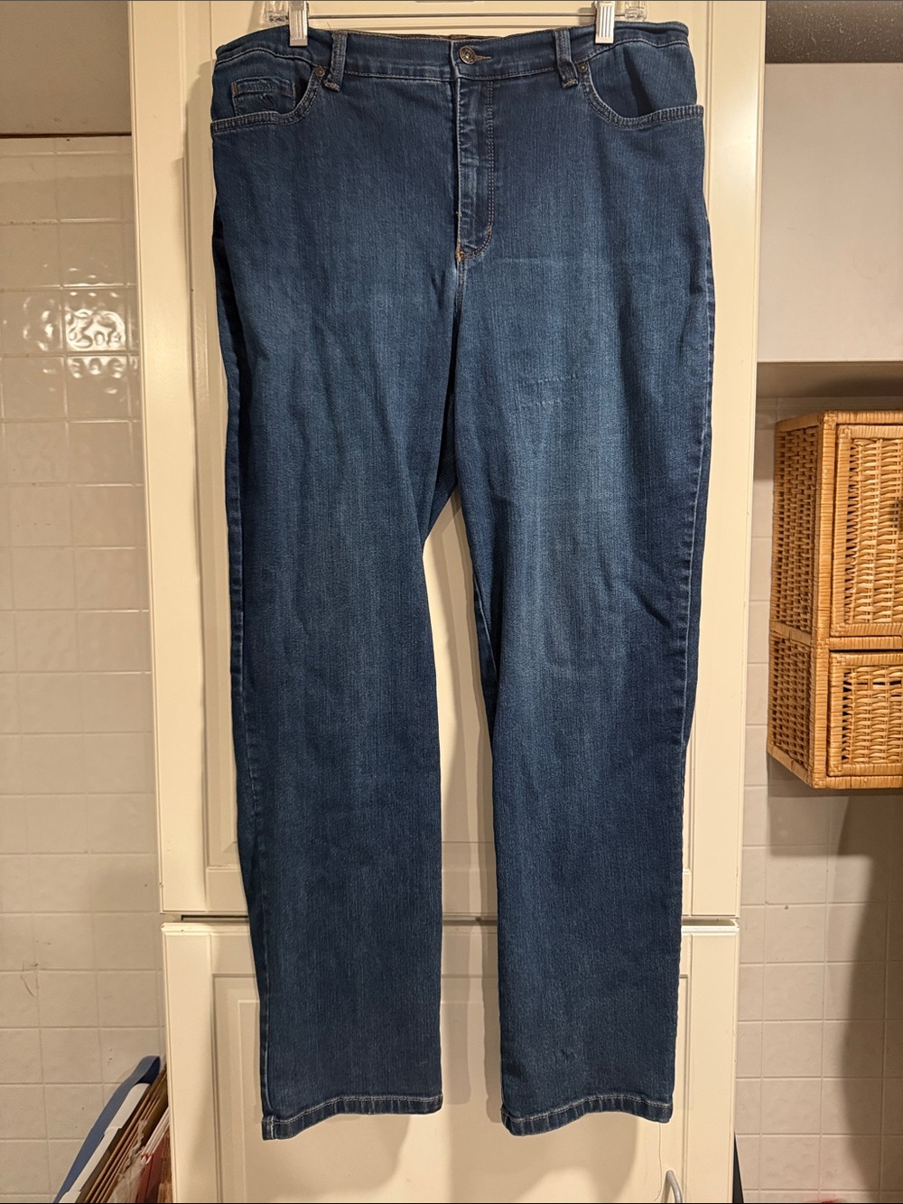 Gloria Vanderbilt blue jeans size 16 6:4